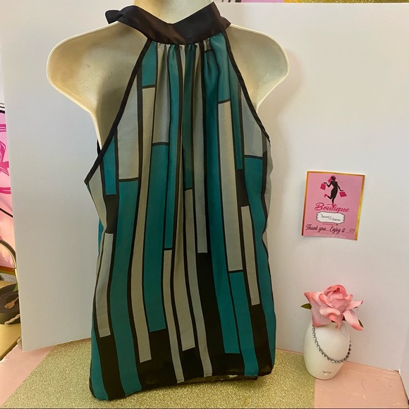 Sleeveless Blouse size S / M - Picture 6 of 13